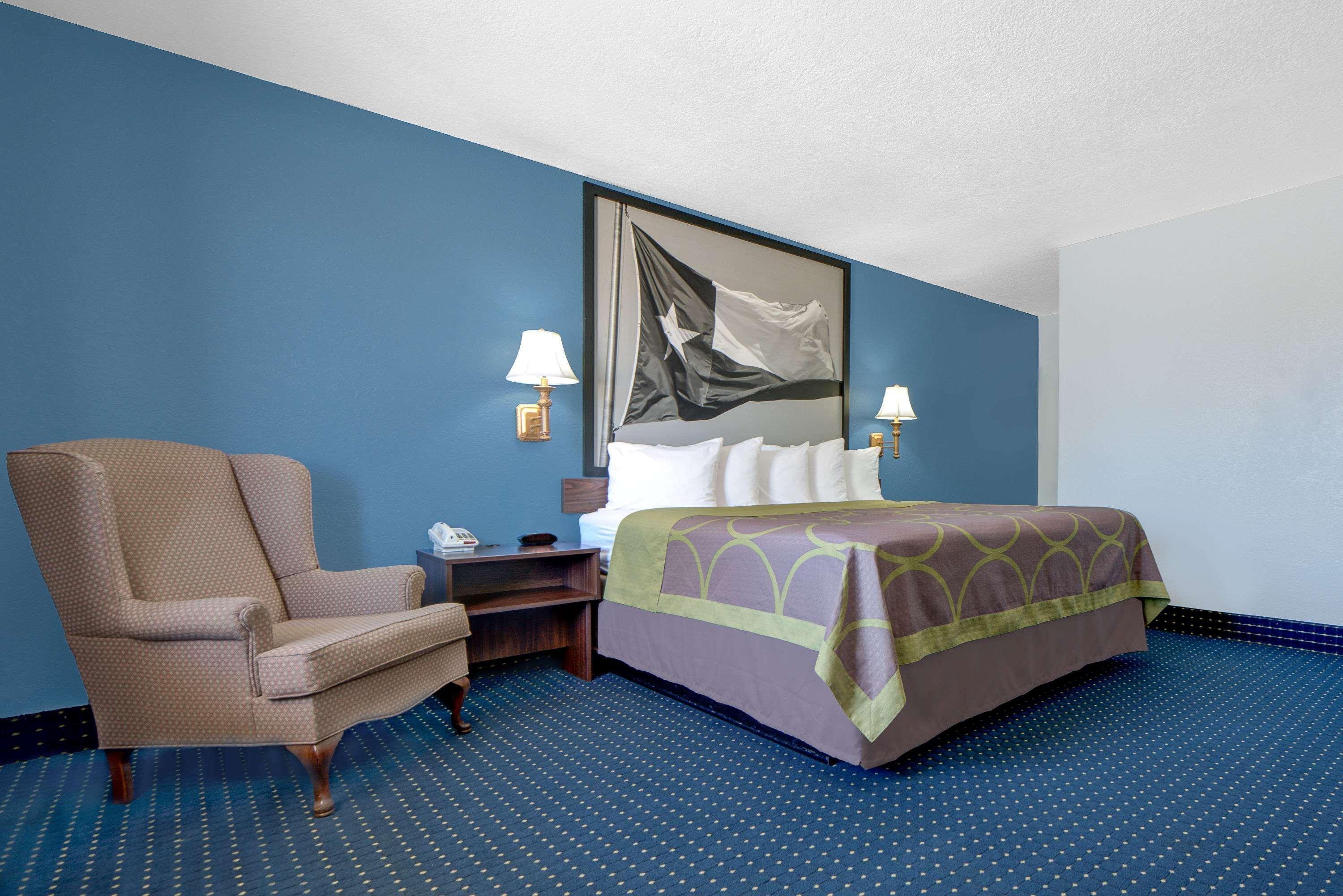 Super 8 by Wyndham Dumas TX Motel Bagian luar foto