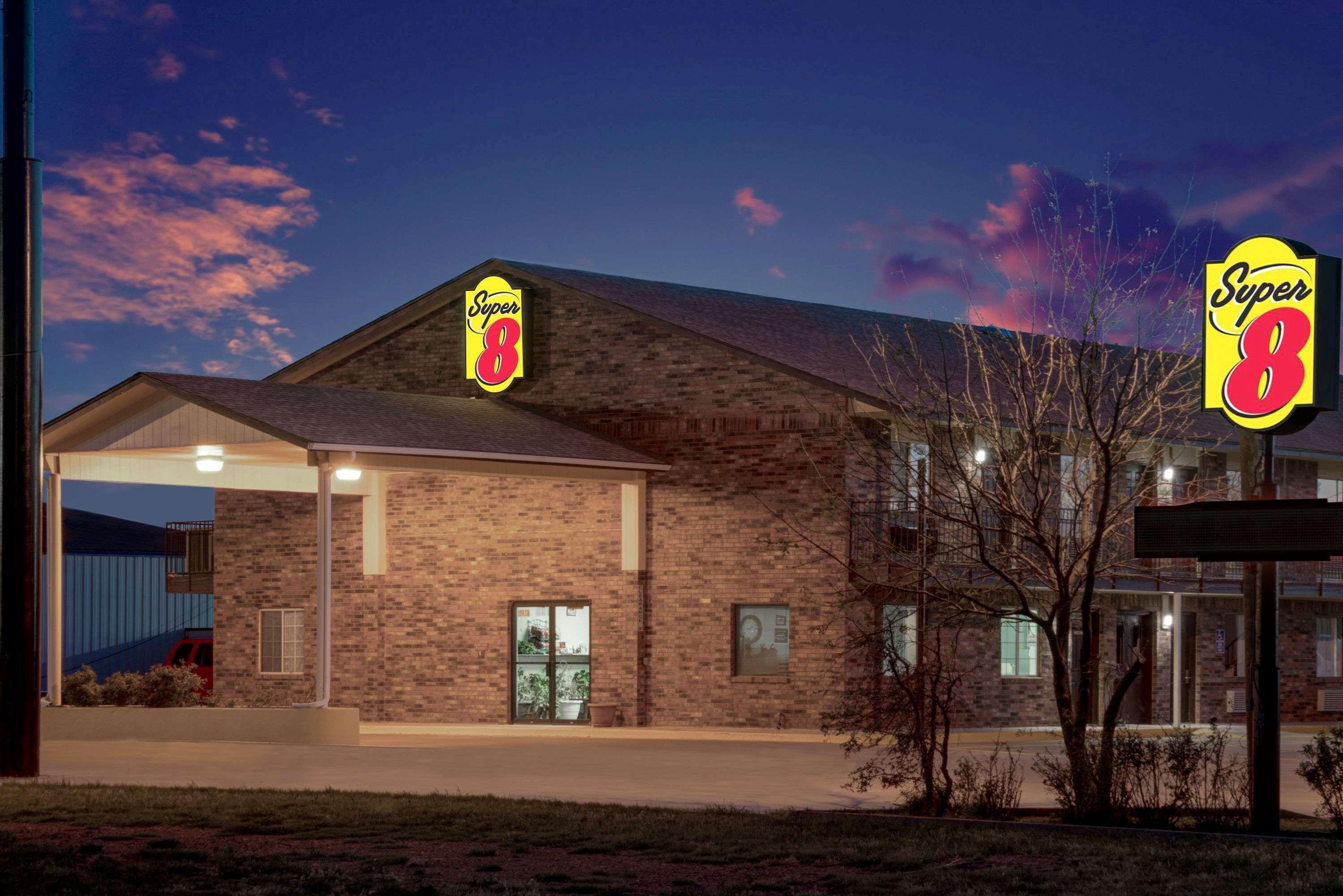 Super 8 by Wyndham Dumas TX Motel Bagian luar foto